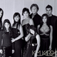 Illustration for article titled Vintage Kardashian Holiday Cards: Old Noses, Awkward Poses